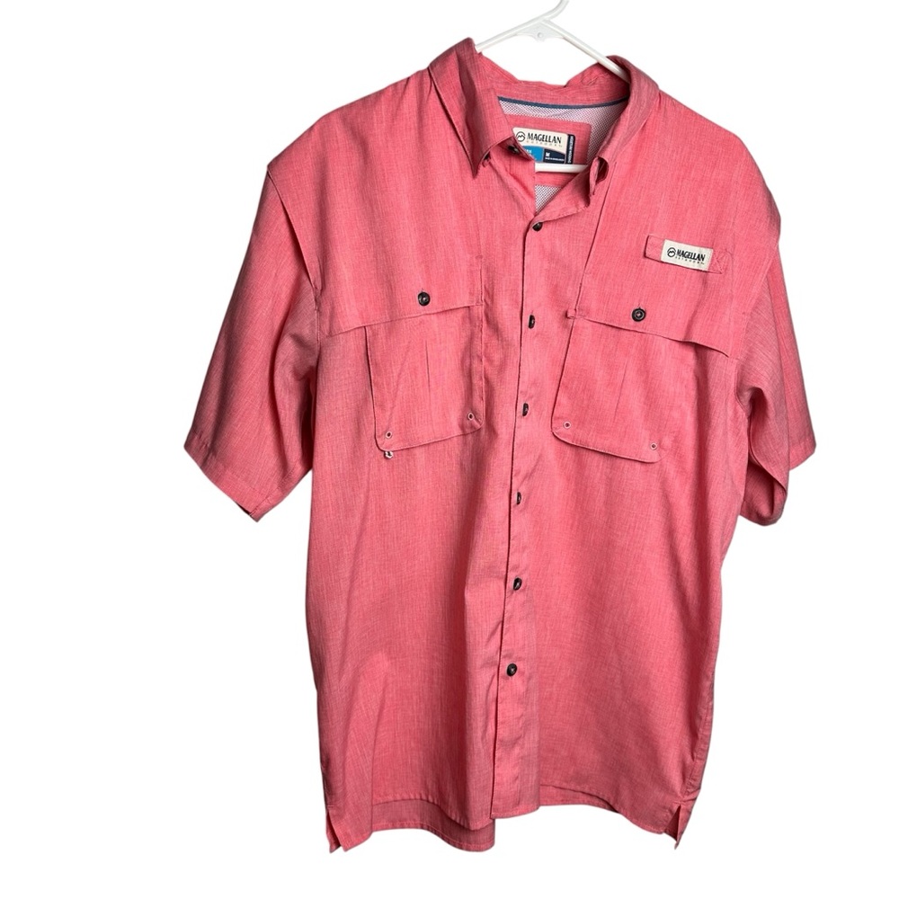 Magellan Fish Gear Aransas Pass Relaxed Fit Fishing Button Down Shirt Coral Sz M